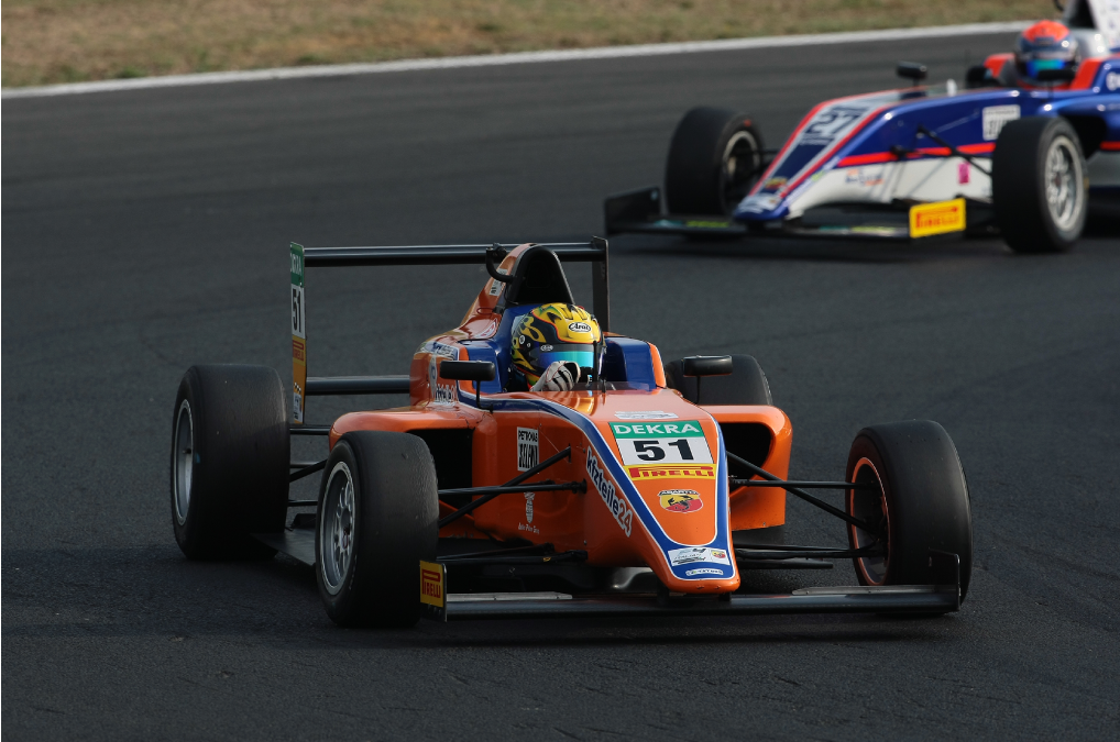 Festante on a double programme in Italian and French Formula 4