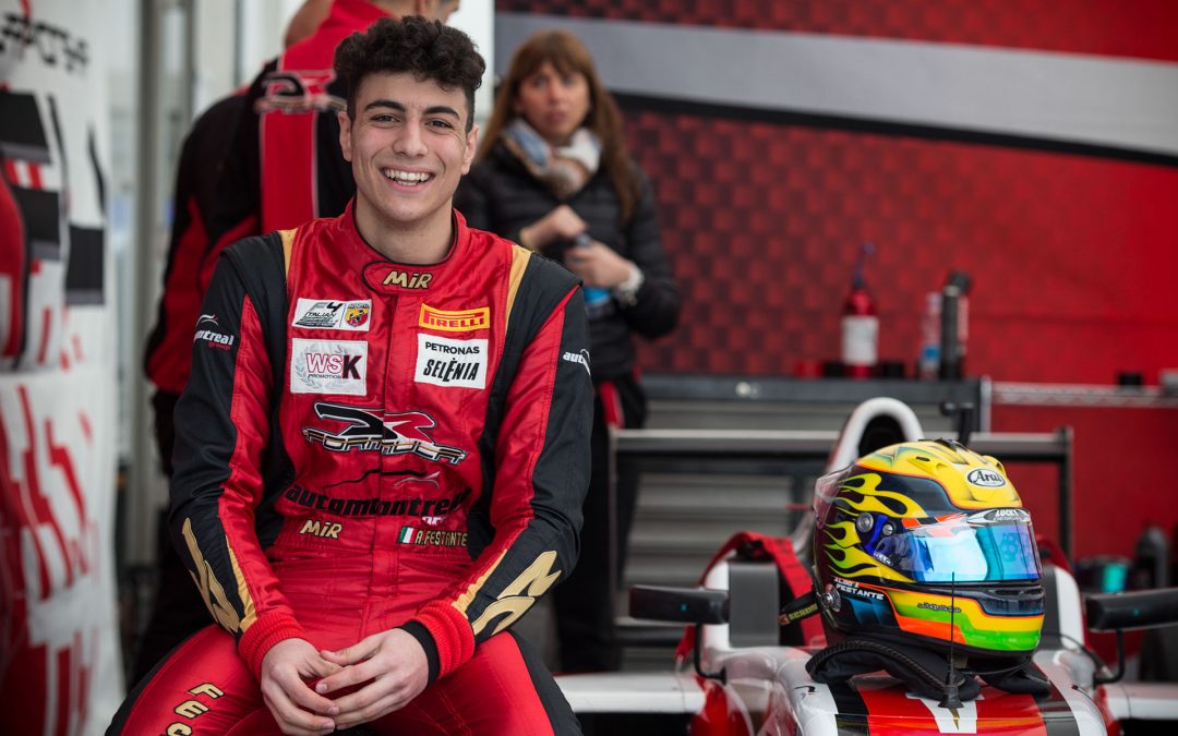 Festante primo italiano nel campionato F4 francese